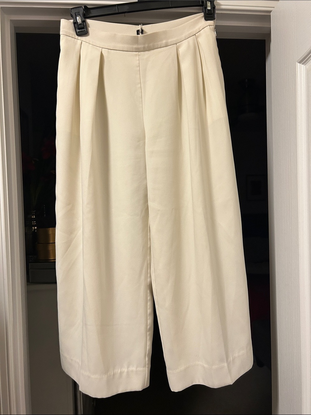 Banana Republic Cream Wide-Leg Pants